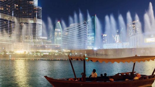 Cruise Past The Dubai Fountain
